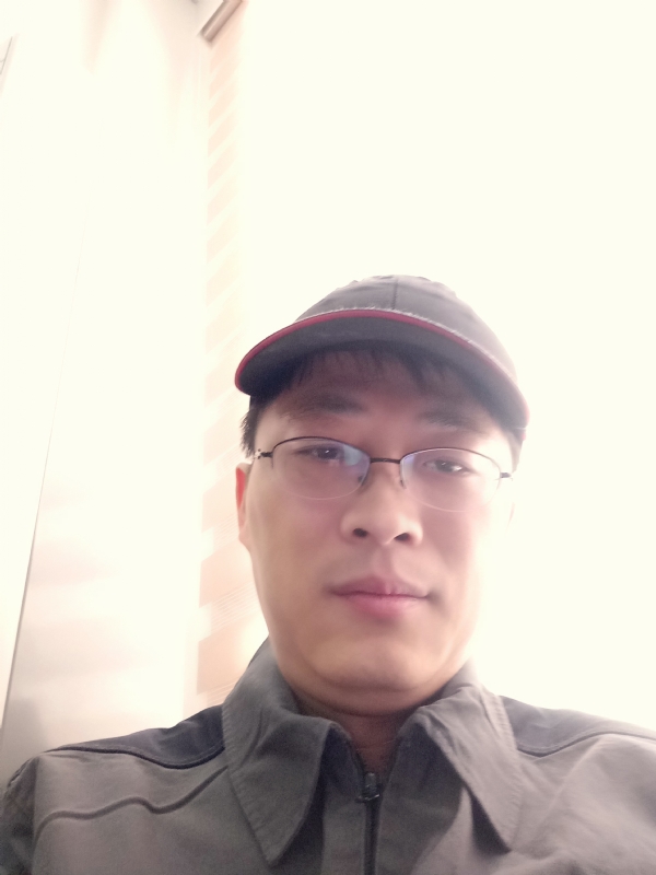 小马哥的第一张照片--新疆认干亲服务网