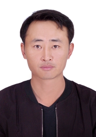 淡漠痕的第二张照片--新疆认干亲服务网