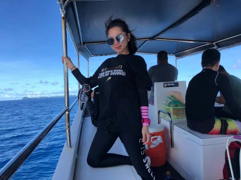 謝曉涵的第一张照片--新疆认干亲服务网