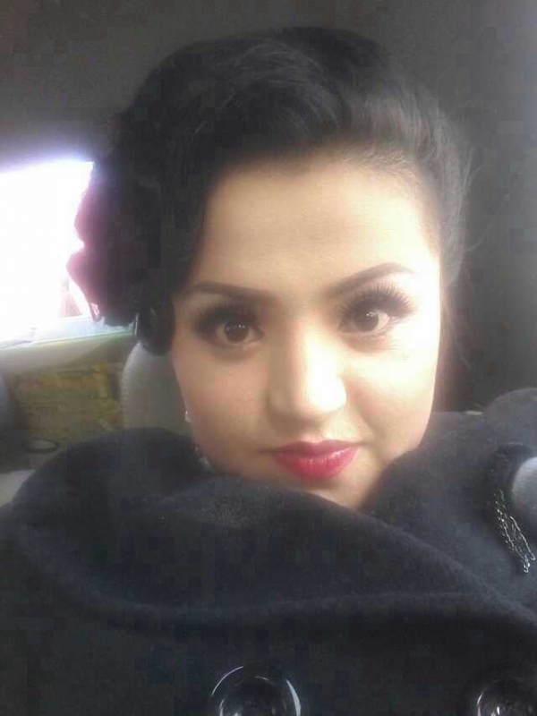 高贵典雅的第四张照片--新疆认干亲服务网