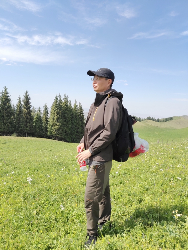 野丁的第一张照片--新疆认干亲服务网