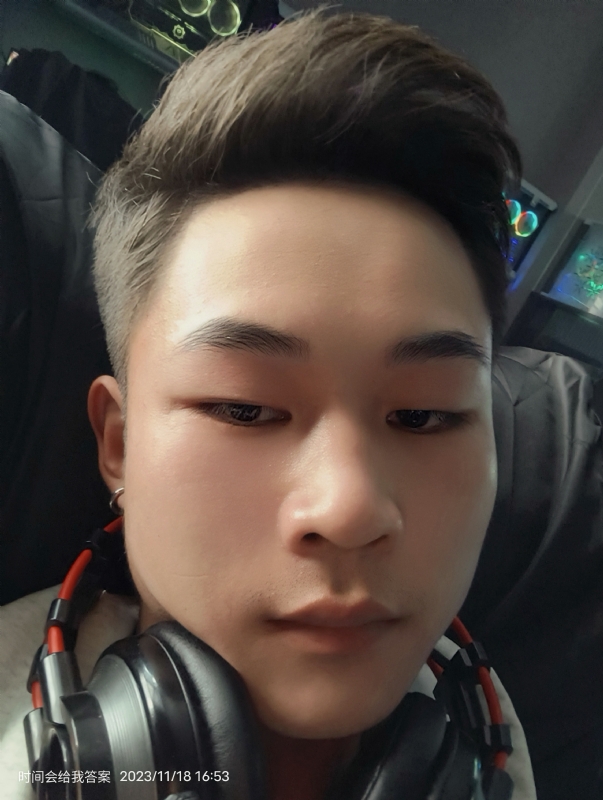 烦烦的小林的第一张照片--新疆认干亲服务网