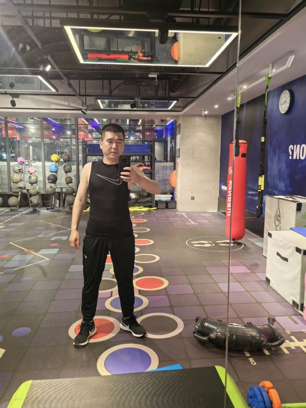 哈哈哈哈哈的第一张照片--新疆认干亲服务网