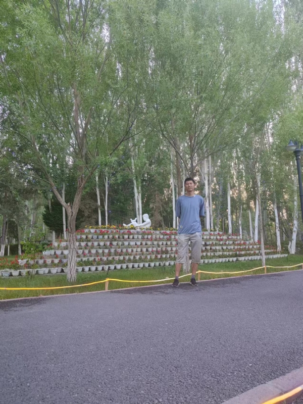 温默的第一张照片--新疆认干亲服务网