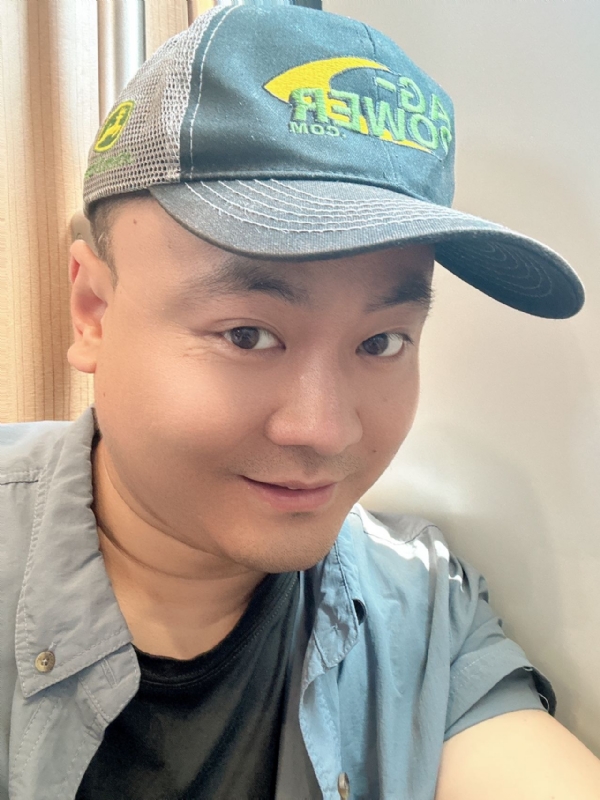 冰的第二张照片--新疆认干亲服务网