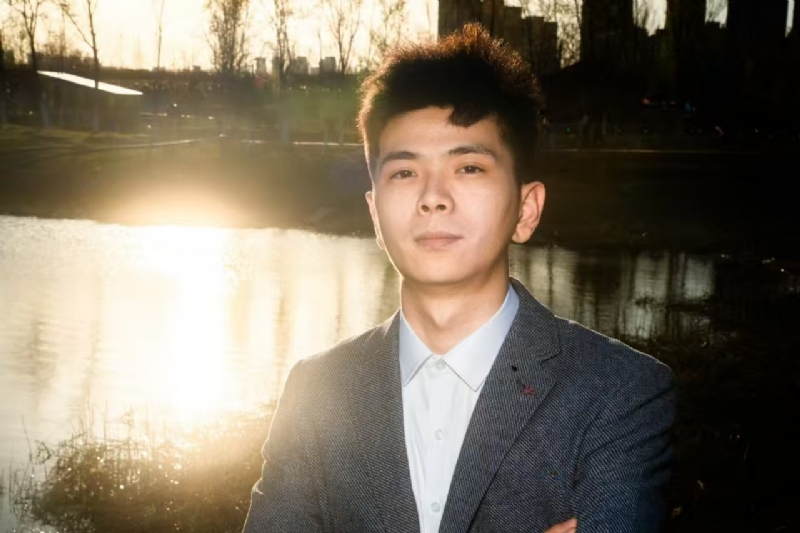 Hd的第一张照片--新疆认干亲服务网